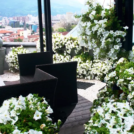 Arka Hotel